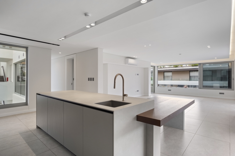 3 Bedroom Property for Sale in Fresnaye Western Cape
